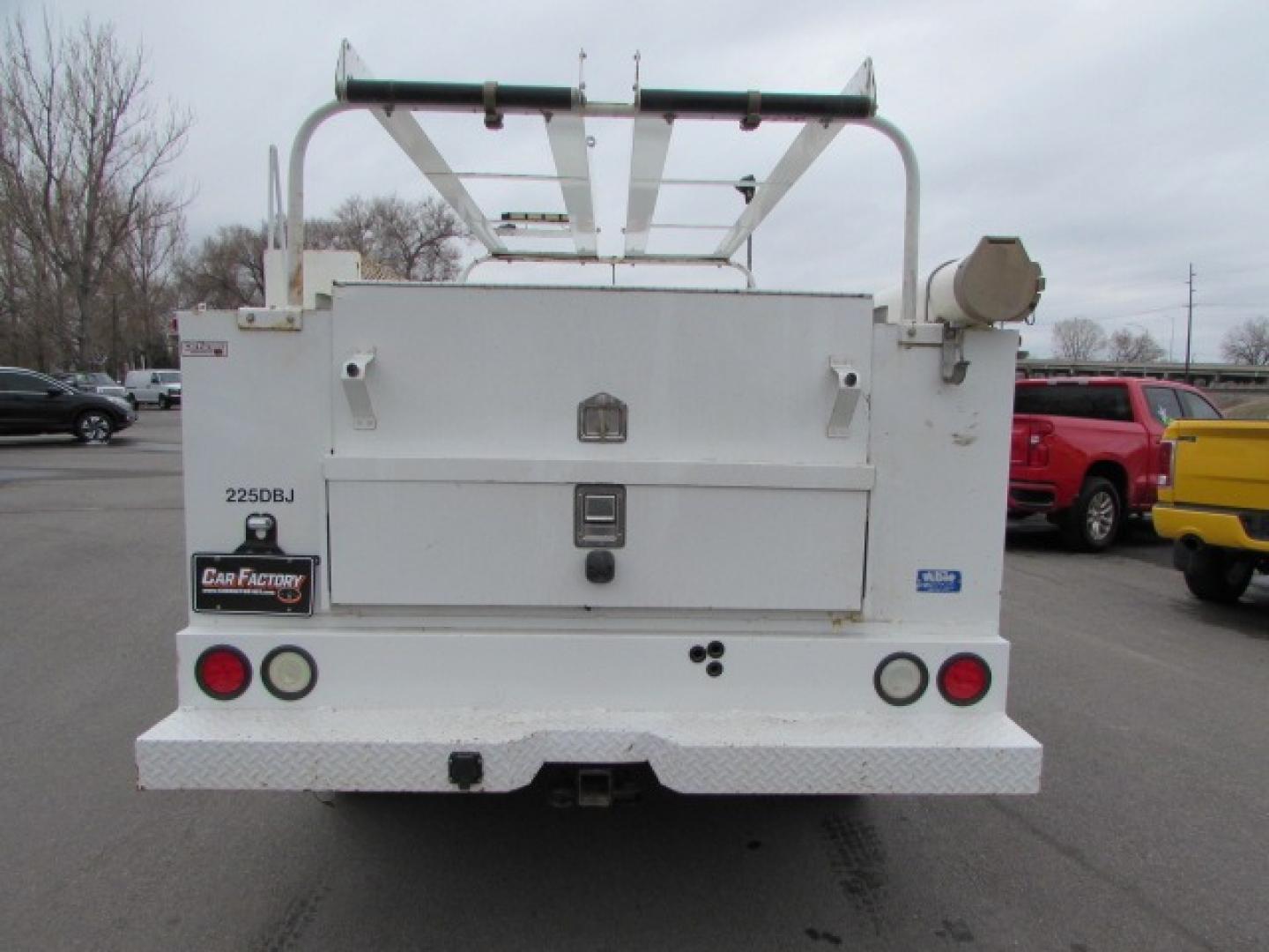 2020 White /Gray RAM 3500 Tradesman Crew Cab 4WD (3C63R3GJ0LG) with an 6.4L V8 OHV 16V engine, 8 speed automatic transmission, located at 4562 State Avenue, Billings, MT, 59101, (406) 896-9833, 45.769516, -108.526772 - 2020 RAM 3500 Tradesman Crew Cab 4WD Service Body - One owner! 6.4L Heavy Duty Hemi V8 Engine - 8 speed 8HP75-LCV Automatic Transmission - 4WD - Steel Service Body - Wyoming one owner - 72,697 miles - Inspected and serviced - Ready to head to the jobsite today! Tradesman level 2 equipment grou - Photo#2